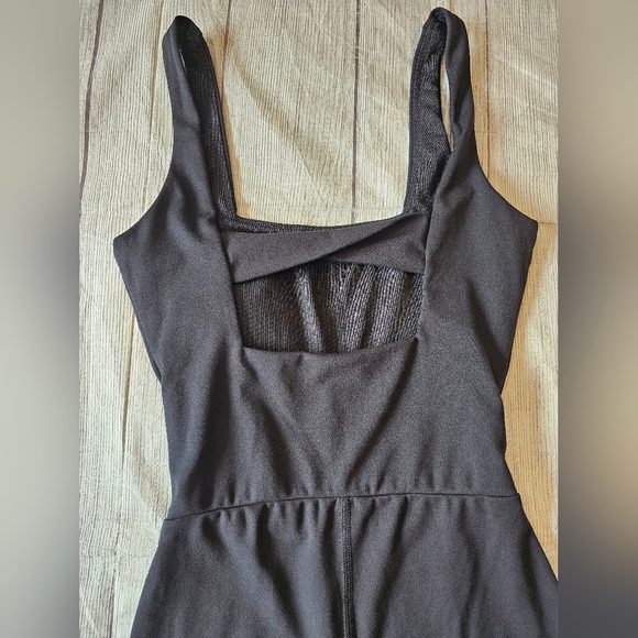 Sincerely Jules Active Size Small Solid Black One Piece Form Fitting Slimming - Picture 3 of 8